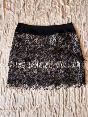 Ann Taylor Black and Cream Lace Skirt